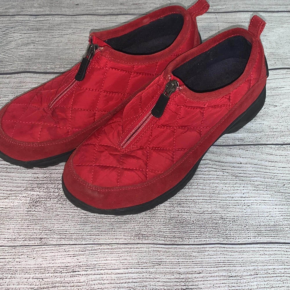 Lands’ End slip-on shoe fleece lined Red Size 7.5B